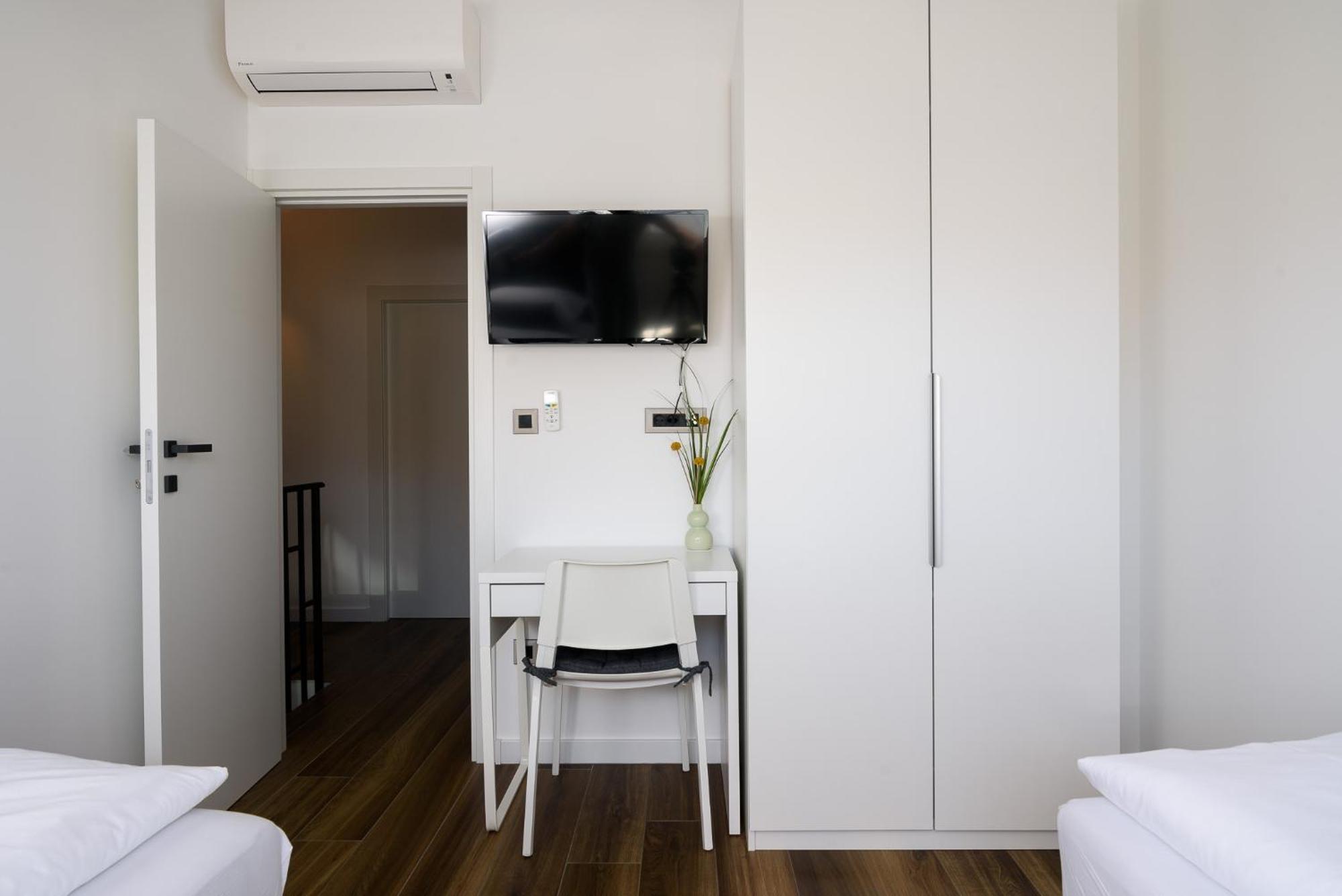 Apartment Luxury Lelu *