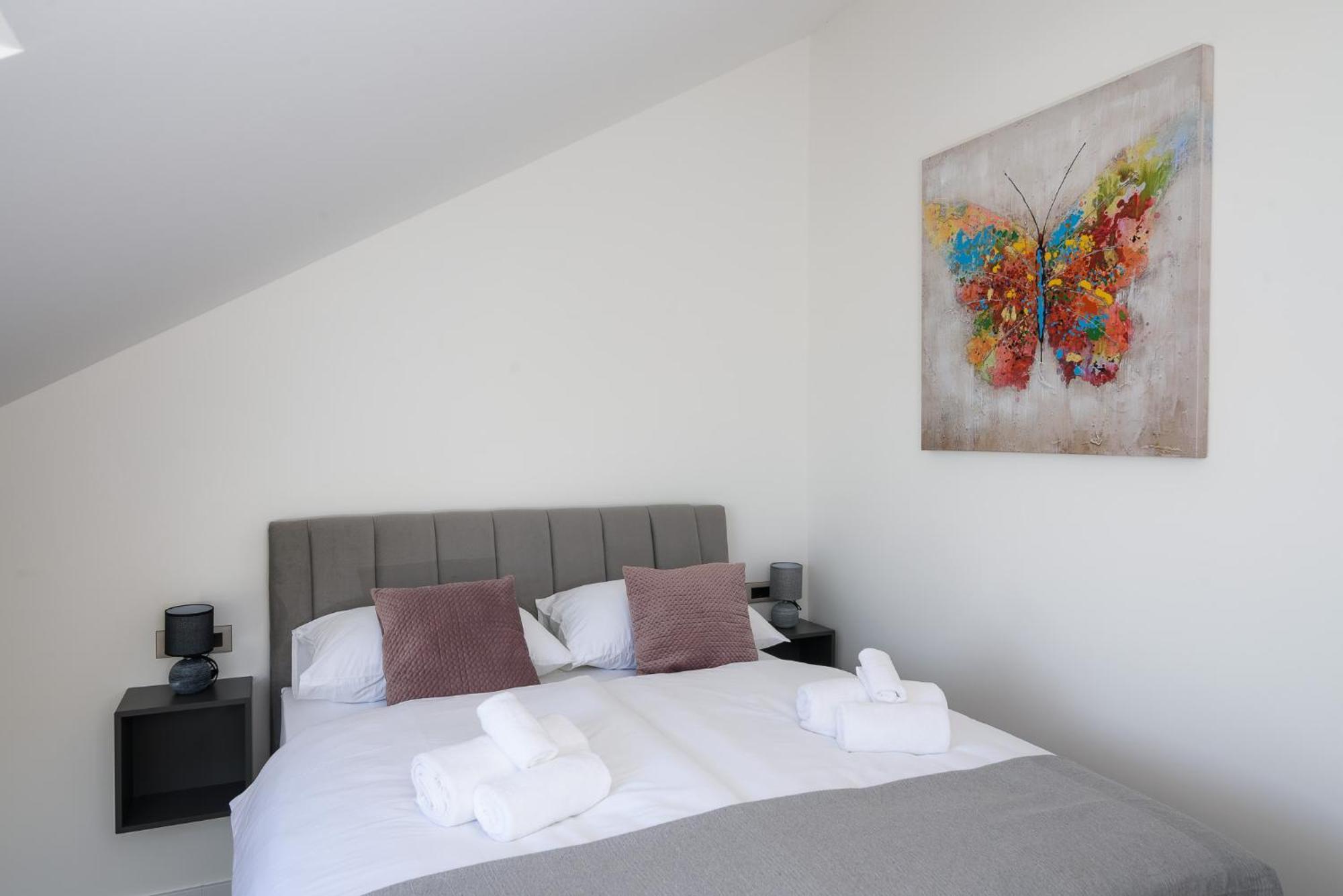 Luxury Lelu Apartment *