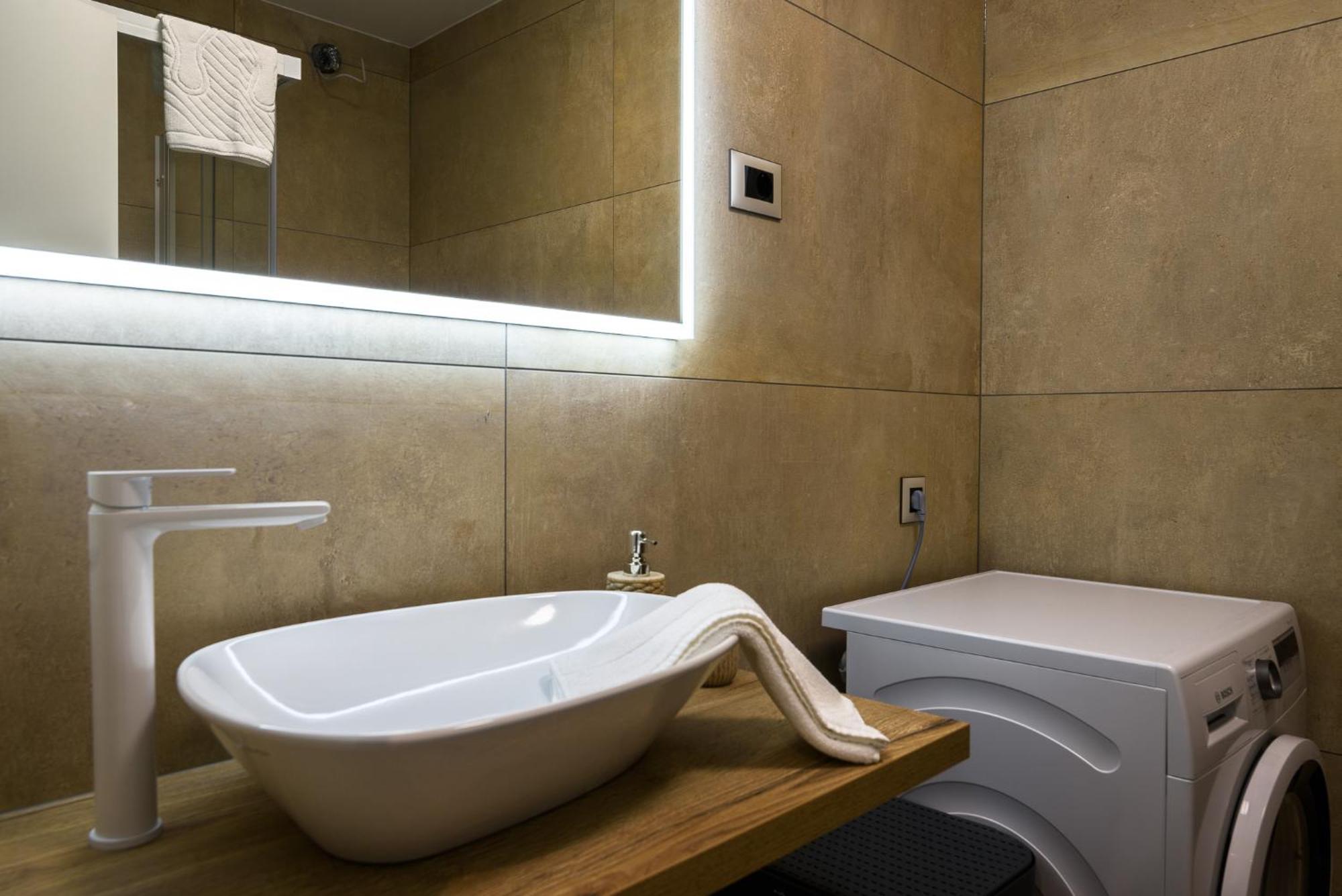 Apartment Luxury Lelu *